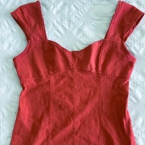 Red linen dress. Better for someone more petite! I’m 5’9. Medium